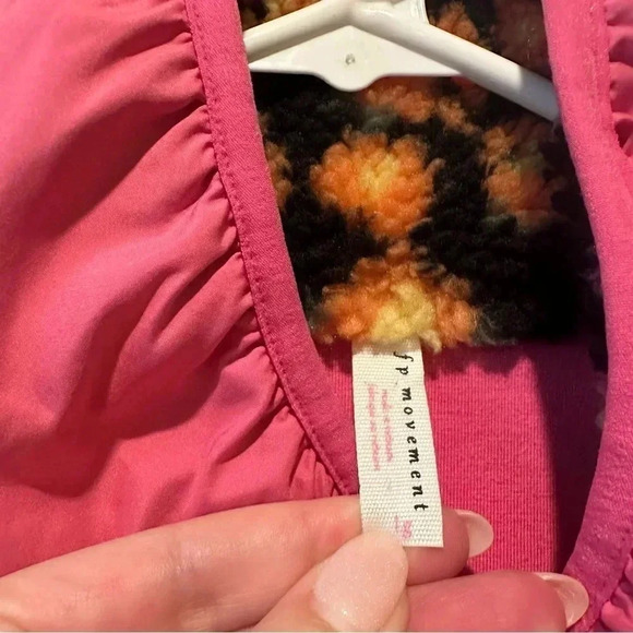 Free People Movement Rocky Ridge Pink Daisy Floral Sherpa Jacket Size Large - Picture 11 of 12